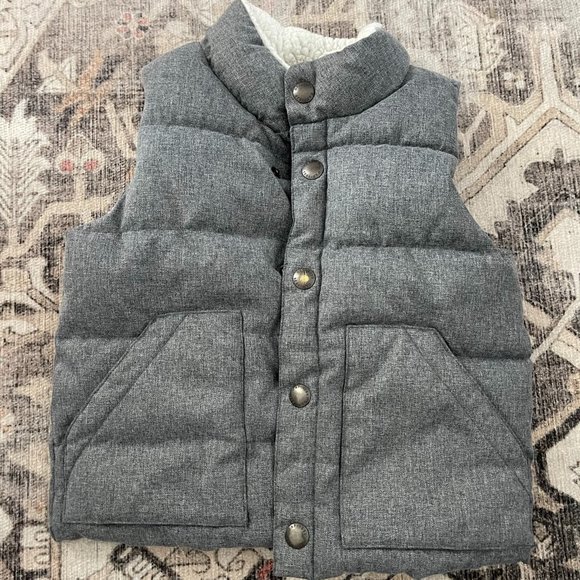 Gap Vest - Picture 1 of 5